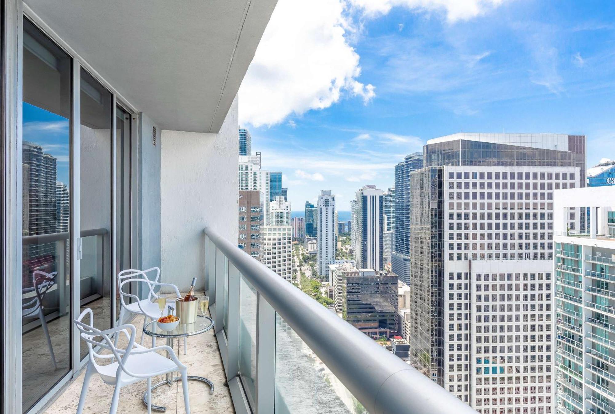 Mvr Bright & Airy With Views Miami